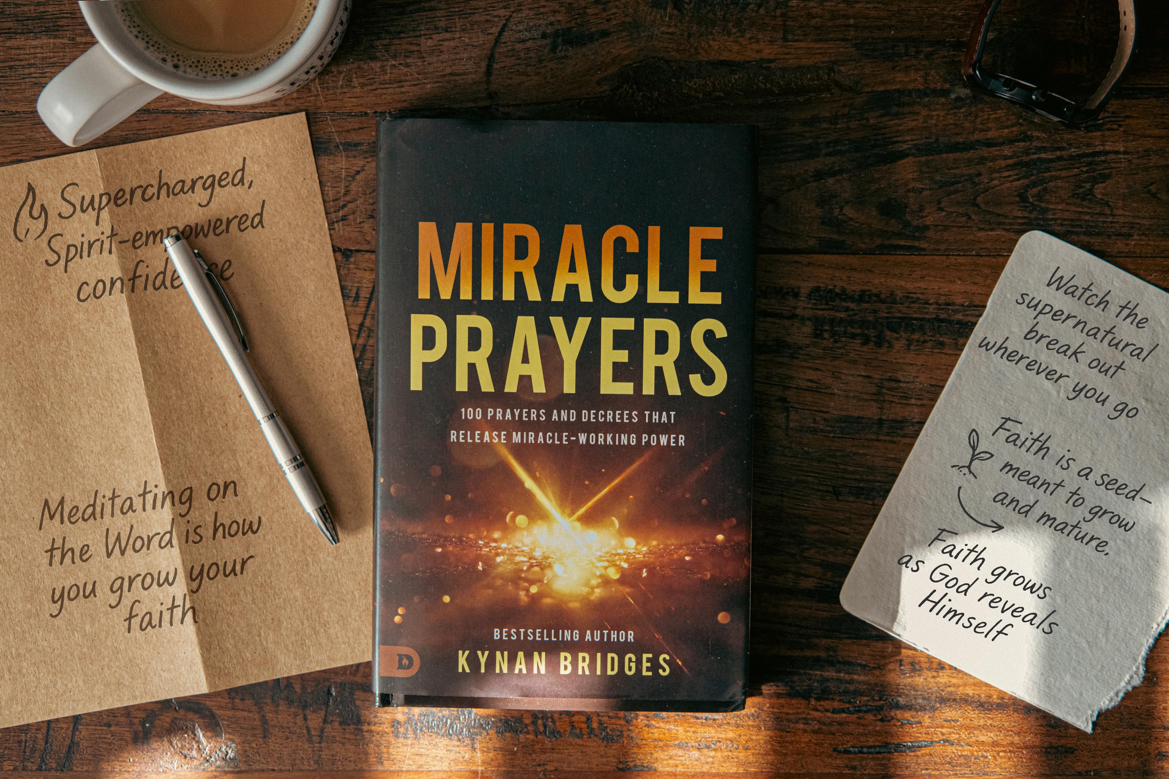 Miracle Prayers: 100 Prayers and Decrees That Release Miracle-Working Power